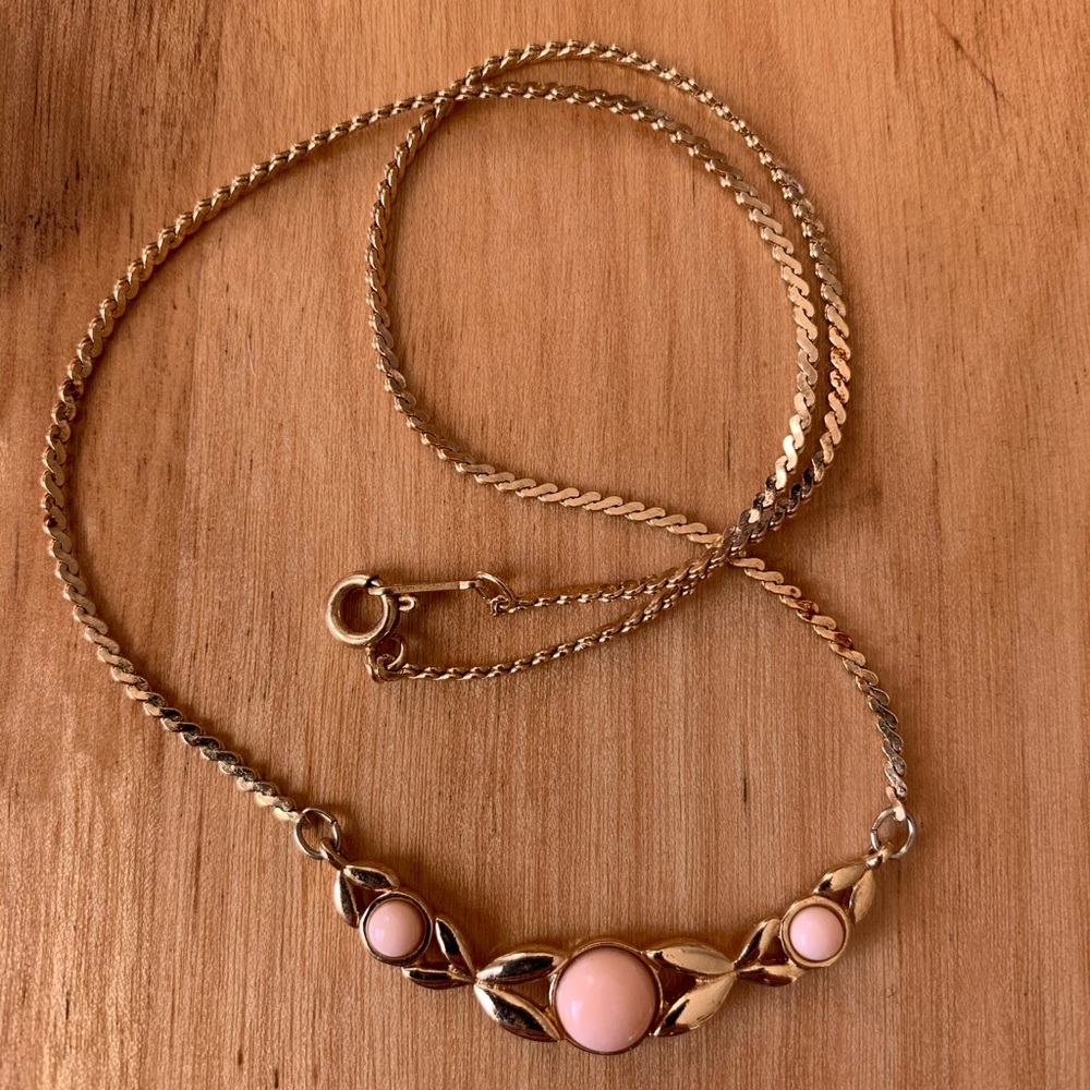 Vintage Avon Gold Necklace